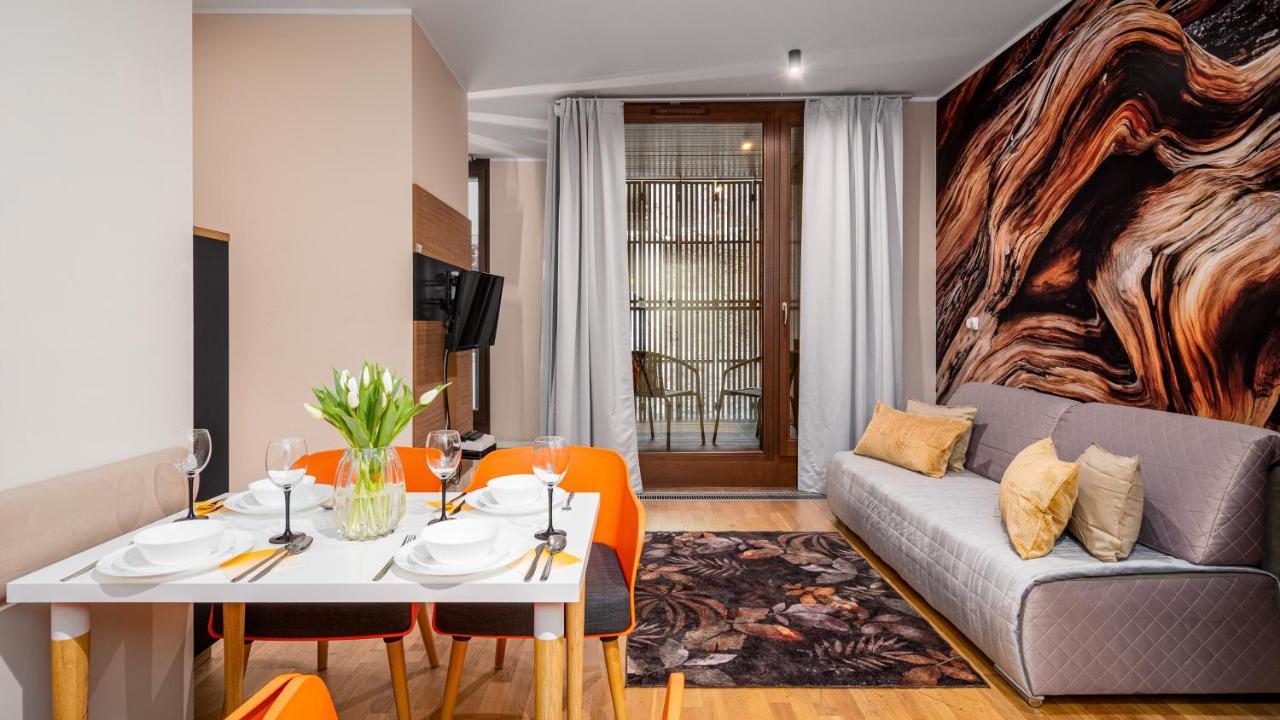 Apartamenty Sun & Snow 19 Dzielnica With Free Parking Varsovia Exterior foto